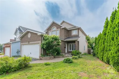 7 Merganser Street, Overbrook - Castleheights And Area, On K1k 4t7