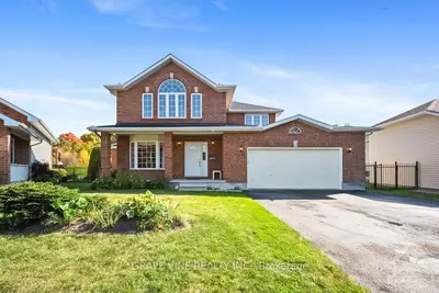 712 MUD CREEK Crescent, Blossom Park - Airport and Area, ON K1V 1W3