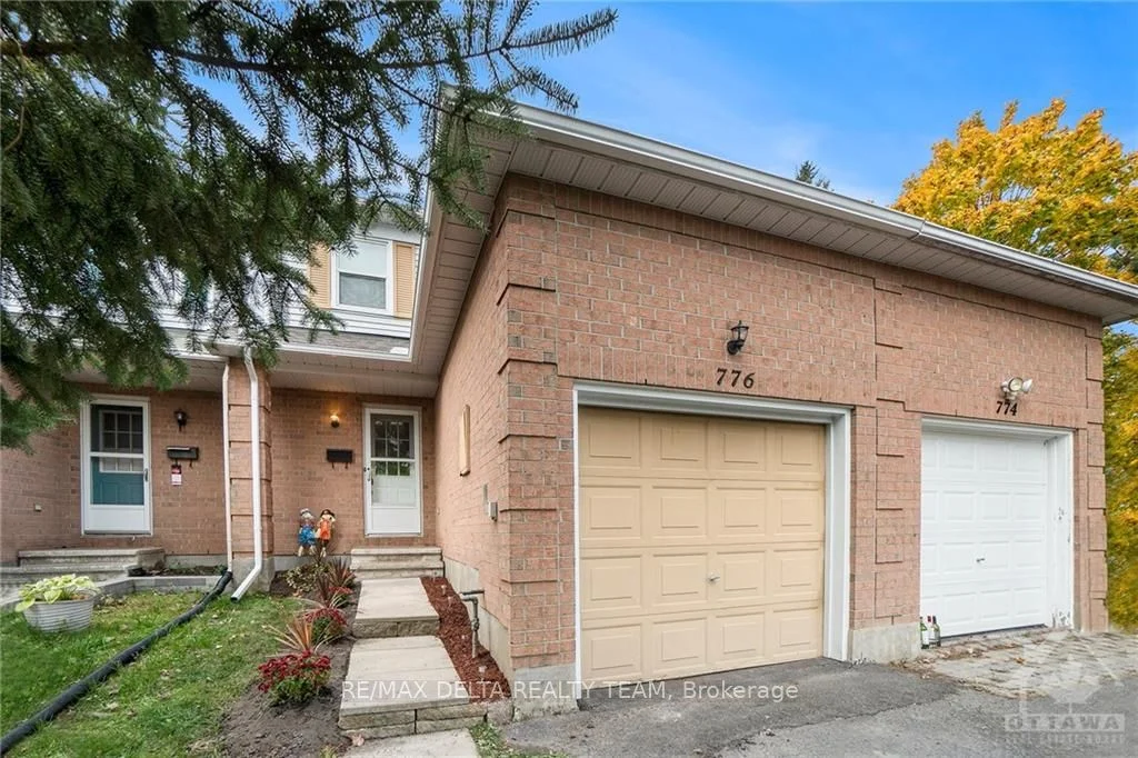 776 CLEARCREST Crescent, Orleans - Cumberland and Area, ON K4A 3E8