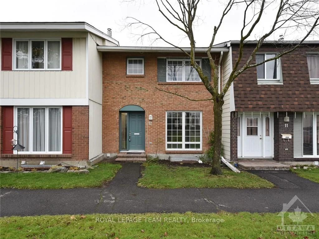 2049 JASMINE Crescent 12, Beacon Hill North - South and Area, ON K1J 7W2