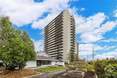 158b Mcarthur Avenue 404, Vanier And Kingsview Park, On K1l 8c9