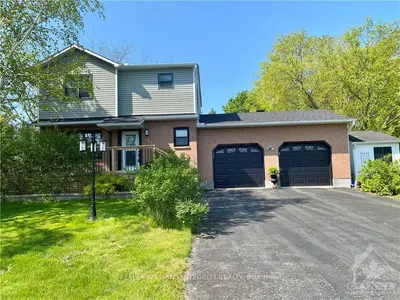 123 PORCUPINE Trail, Constance Bay - Dunrobin - Kilmaurs - Woodlawn, ON K0A 1T0