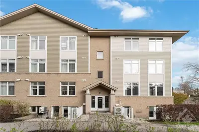 322 EVEREST D, Elmvale Acres and Area, ON K1G 4E3