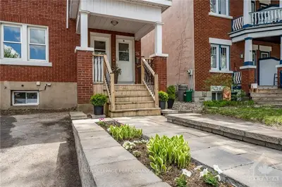 26 DESJARDINS Avenue, Lower Town - Sandy Hill, ON K1N 5N9