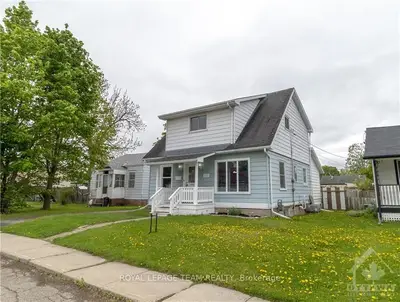 430 NEW Street, Renfrew, ON K7V 1G8