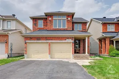 1941 MONTMERE Avenue, Orleans - Cumberland and Area, ON K4A 0C9