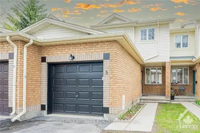 3 COLLEGE Circle, Overbrook - Castleheights and Area, ON K1K 4R7