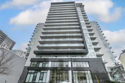 255 BAY Street 1501, Ottawa Centre, ON K1R 0C5