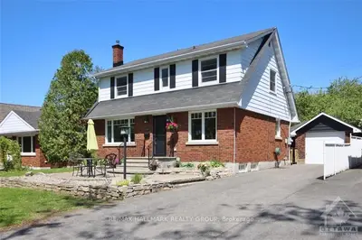 2107 NIAGARA Drive, Alta Vista and Area, ON K1H 6G9
