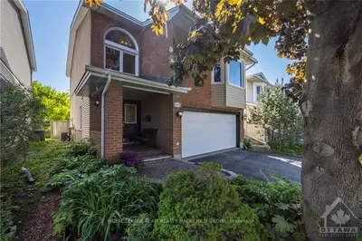 1449 THURLOW Street, Orleans - Cumberland and Area, ON K4A 1X5