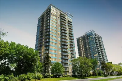 70 LANDRY Street 910, Vanier and Kingsview Park, ON K1L 0A8