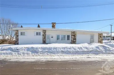 527 WOLFE Street, Hawkesbury, ON K6A 1V8