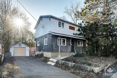 248 CARLETON Avenue, Tunneys Pasture and Ottawa West, ON K1Y 0J4