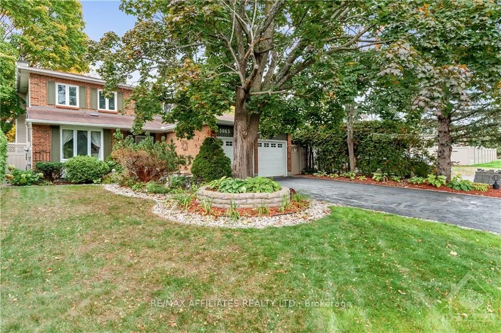 5963 MEADOWGLEN Drive, Orleans - Convent Glen and Area, ON K1C 5Y1