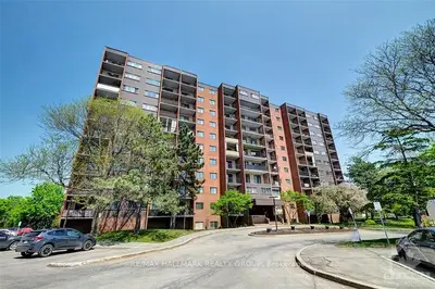 2630 SOUTHVALE Crescent 511, Elmvale Acres and Area, ON K1B 4S8