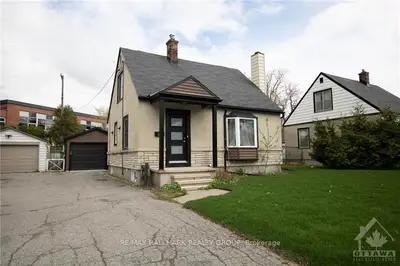 929 Merivale Road, Carlington - Central Park, On K1z 5z7