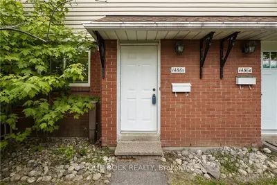 1456 HEATHERINGTON Road D, Hunt Club - South Keys and Area, ON K1V 9A8