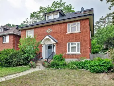 134 CLARENDON Avenue, Tunneys Pasture and Ottawa West, ON K1Y 0R5