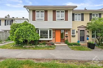 93 MONTEREY Drive, South of Baseline to Knoxdale, ON K2H 7A9