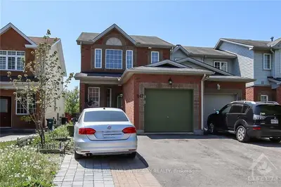 147 LILIBET Crescent, Hunt Club - South Keys and Area, ON K1V 2A1