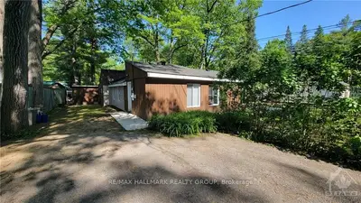 208 MACMILLAN Lane, Constance Bay - Dunrobin - Kilmaurs - Woodlawn, ON K0A 3M0
