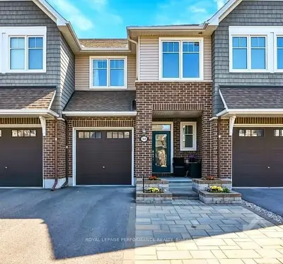 2848 GRAND CANAL Street, Barrhaven, ON K2J 6K9