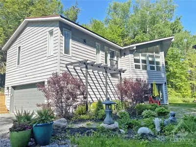 148 NORGREEN Street, Constance Bay - Dunrobin - Kilmaurs - Woodlawn, ON K0A 3M0