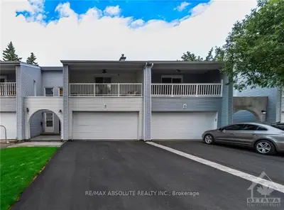 4 CYMBELINE Drive, Bells Corners and South to Fallowfield, ON K2H 7Y1