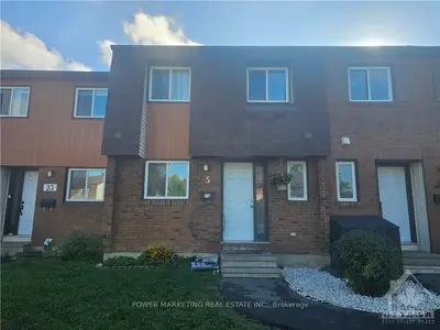 25 PIXLEY, Alta Vista and Area, ON K1G 4C3