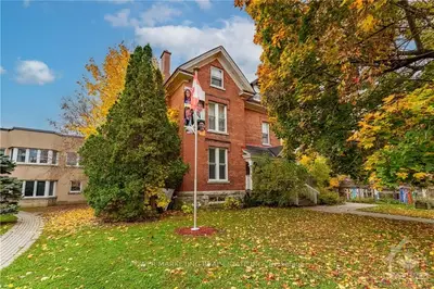 255 Mackay Street, New Edinburgh - Lindenlea, On K1m 2b6