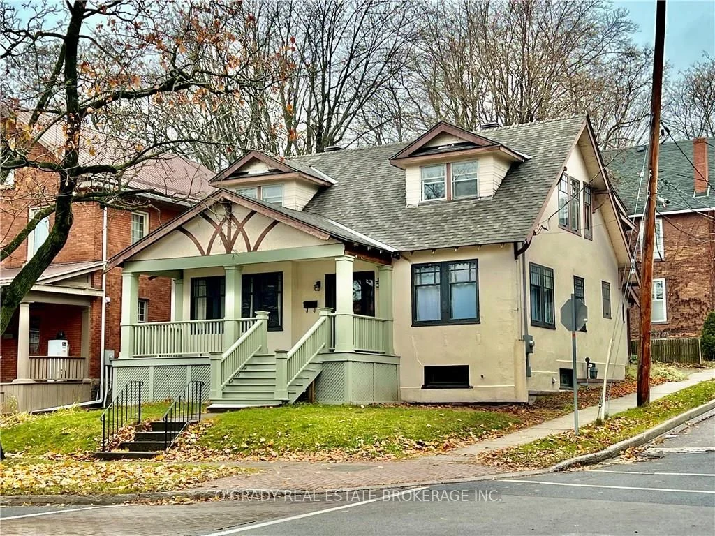 94 KING Street E, Brockville, ON K6V 1B5