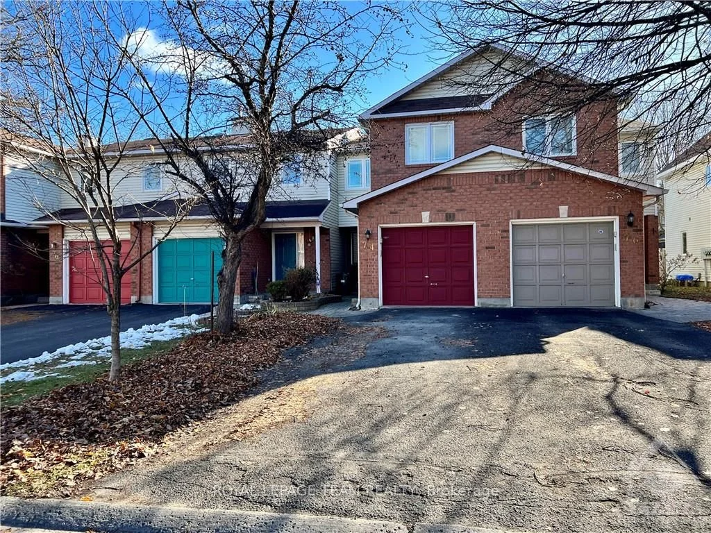 74 THORNBURY Crescent, South of Baseline to Knoxdale, ON K2G 6C4