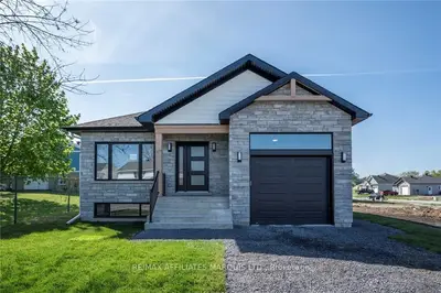 156 MARGUERITE D'YOUVILLE Street, Cornwall, ON K6H 0J3