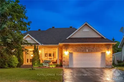 9 ROCHELLE Drive, Stittsville - Munster - Richmond, ON K0A 2Z0