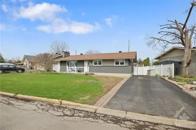 3056 Southmore Drive E, Billings Bridge - Riverside Park And Area, On K1v 6z4