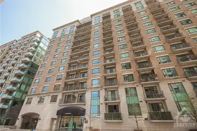 200 BESSERER Street 1001, Lower Town - Sandy Hill, ON K1N 0A7
