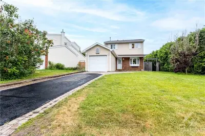 298 COTE-ROYALE Crescent, Orleans - Cumberland and Area, ON K1E 3L7