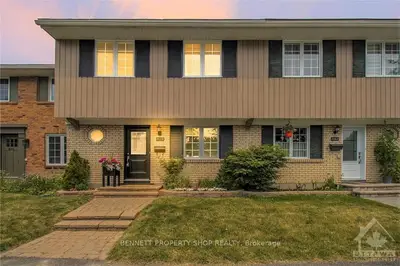 819 THORNDALE Drive, Billings Bridge - Riverside Park and Area, ON K1V 6Y1