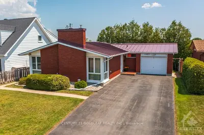 1887 GREENACRE Crescent, Beacon Hill North - South and Area, ON K1J 6S7