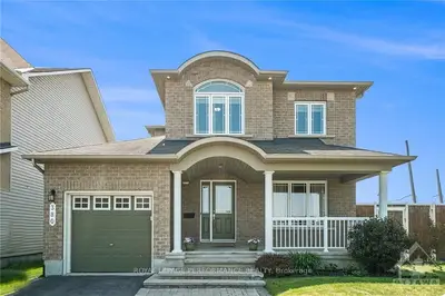 380 Fairlakes Way, Orleans - Cumberland And Area, On K4a 0k9