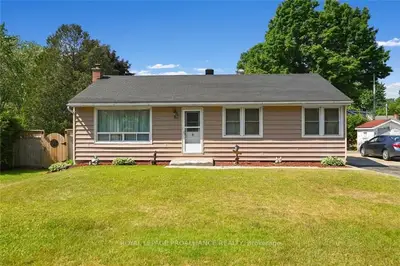 911 WOODLAND Drive, Prescott, ON K0E 1T0