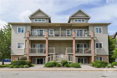1109 STITTSVILLE MAIN Street B, Stittsville - Munster - Richmond, ON K2S 0C6