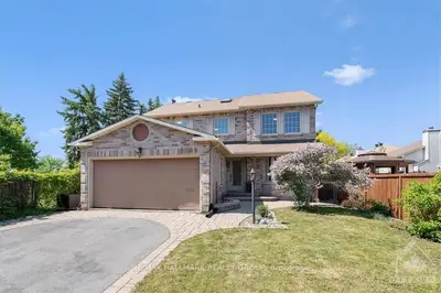 6599 DELORME Avenue, Orleans - Convent Glen and Area, ON K1C 6N7