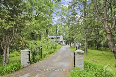 1306 DIAMONDVIEW Road, Carp - Huntley Ward, ON K0A 1L0