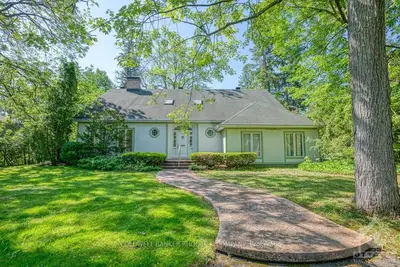180 COLTRIN Road, Rockcliffe Park, ON K2P 2K9