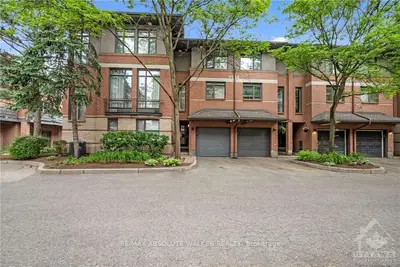 10 CONCORD Street N 9, Glebe - Ottawa East and Area, ON K1S 5P6