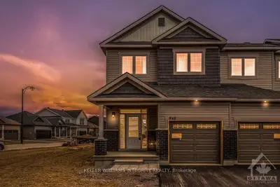 945 SOCCA Crescent, Orleans - Cumberland and Area, ON K4A 5M1