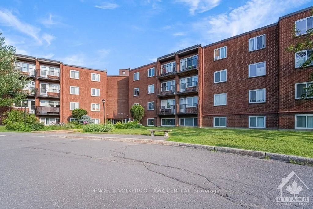 2044 ARROWSMITH Drive 208A, Beacon Hill North - South and Area, ON K1J 7V8