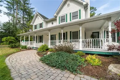 106 PINE BROOK Lane, Carp - Huntley Ward, ON K0A 1L0