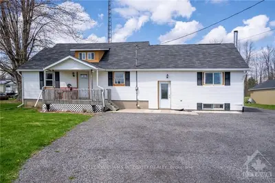 13145 RIVERSIDE Drive, South Dundas, ON K0C 1X0